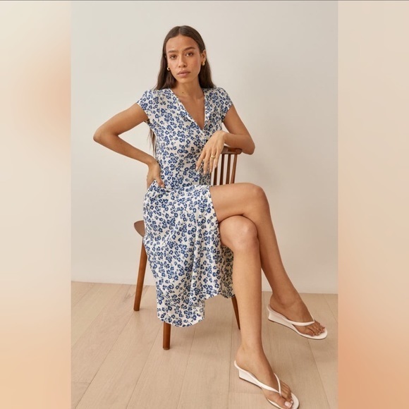 Reformation Dresses & Skirts - Reformation Fauna Floral Dress B207